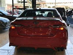 تۆیۆتا کامری